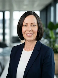 Nelli Farkas