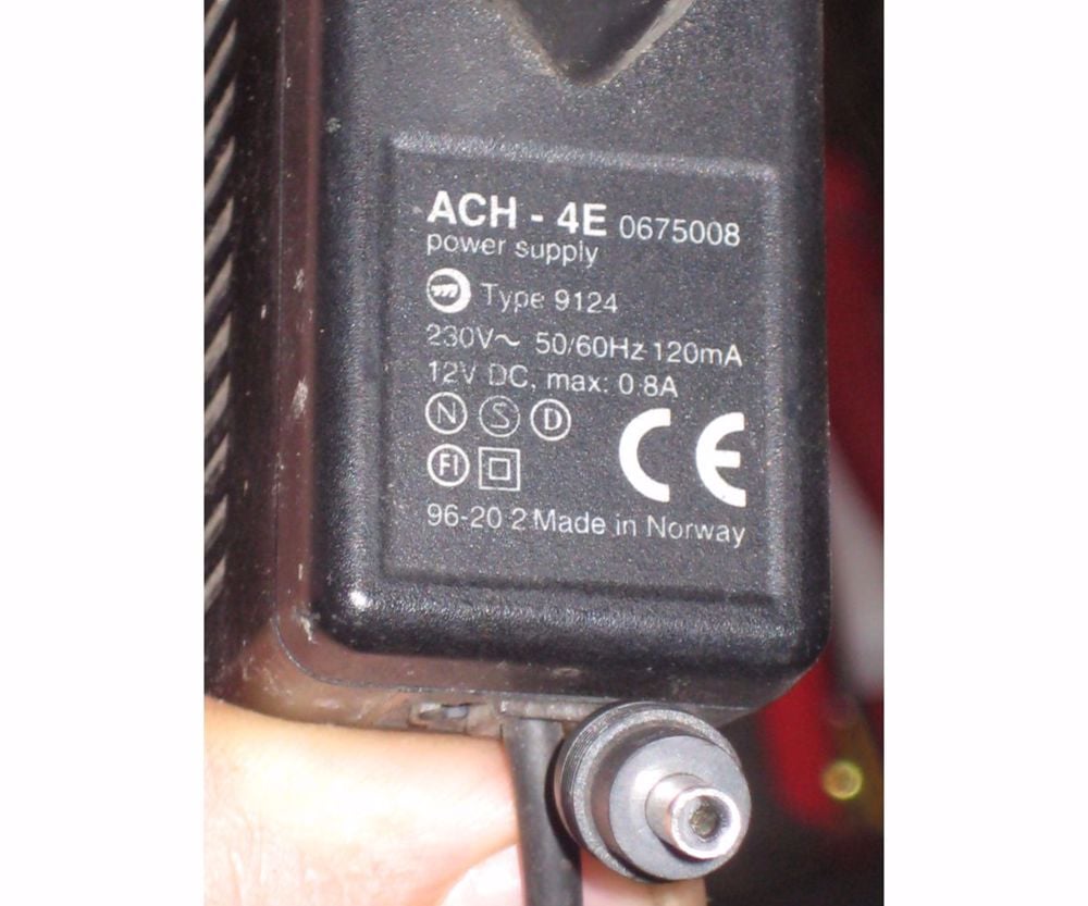 Adapter 12V DC / 0,8A