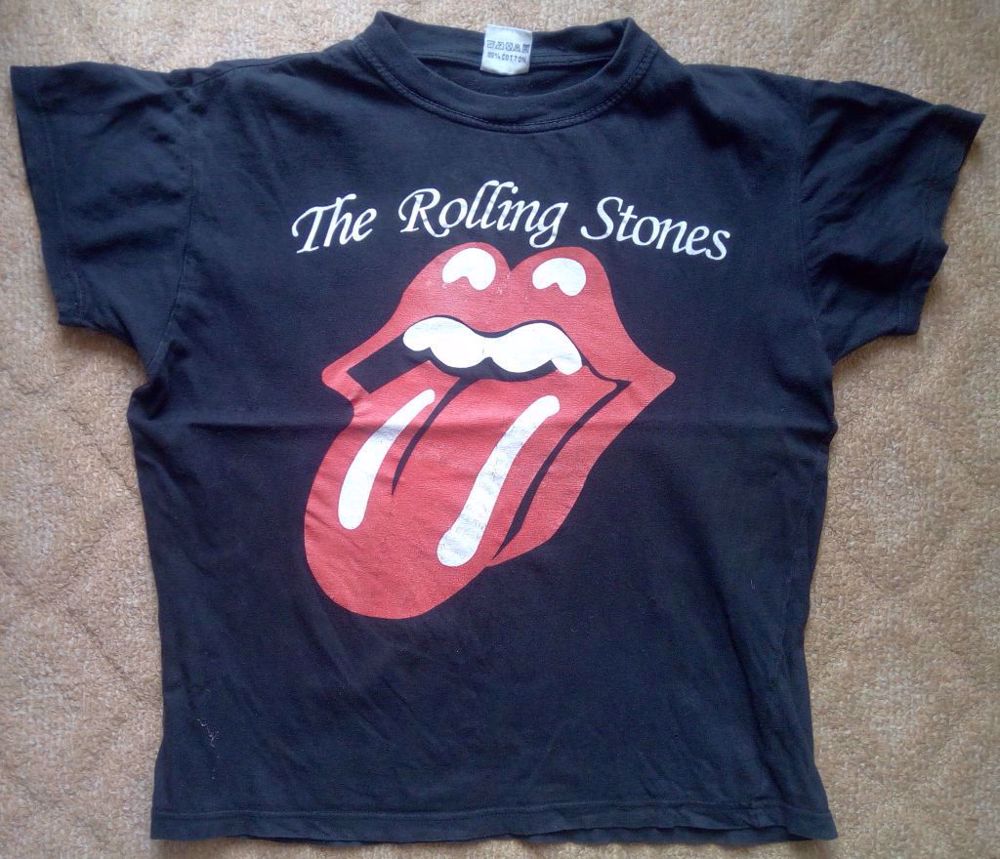 gyermek és felnőttruhák