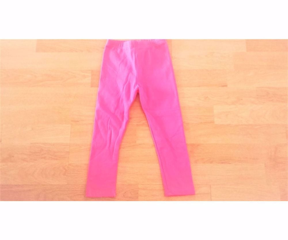 104 Újszerű cuki vastag pink leggings nadrág naci felső 