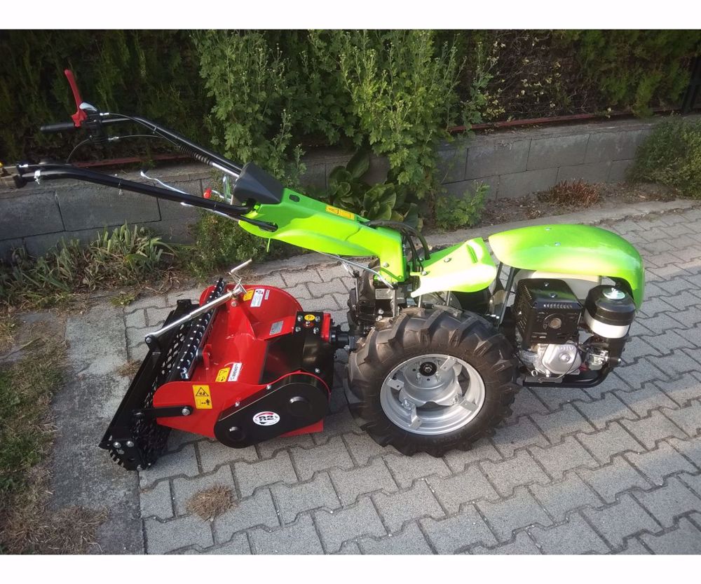 13 le-s MGM Lampacrescia Castoro Super Honda ipari kivitelű síkelőkészítő-talajszekcionáló egytengel