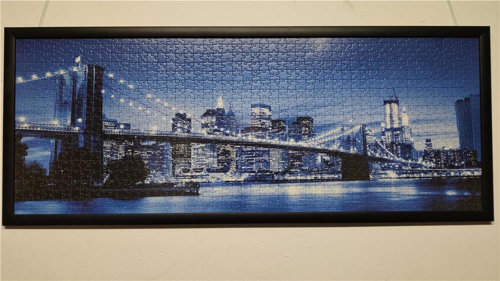 New York 1000 darabos puzzle kép üvegezett keretben eladó! 41x102 cm.