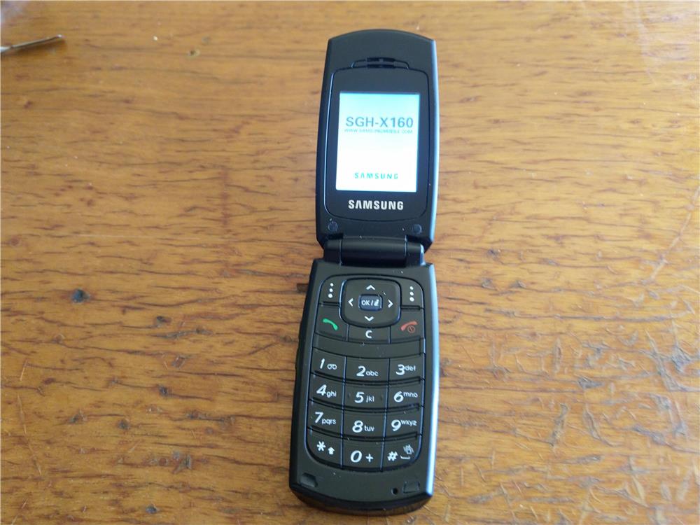 Samsung SGH-X160 telefon