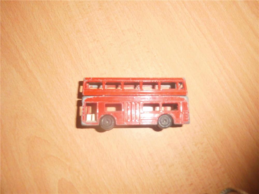 Londoni piros emeletes busz matchbox eladó! Made in England!