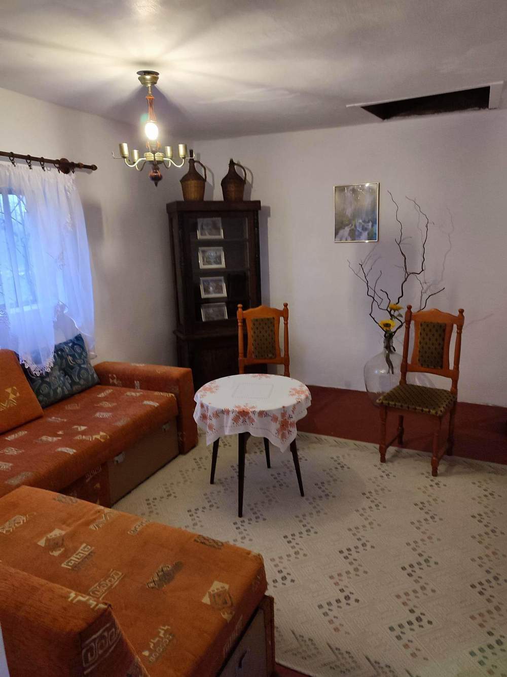 Gyümölcsös és szőlő épülettel eladó 