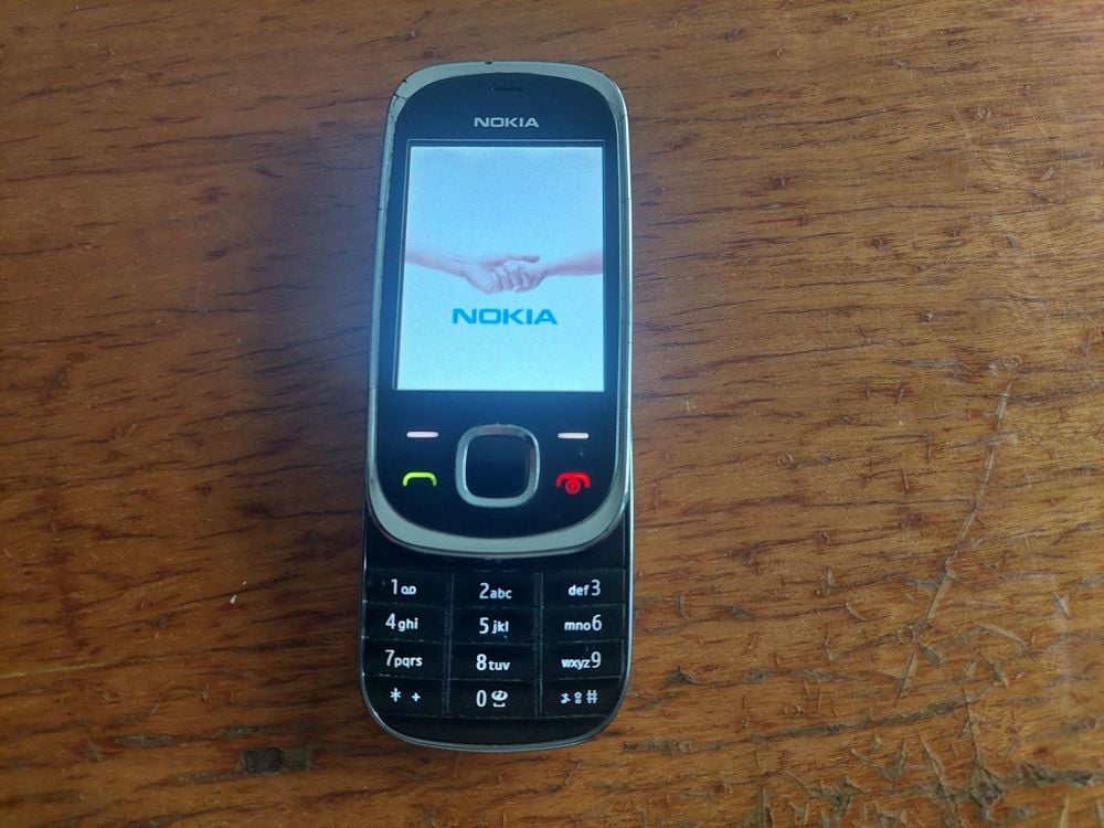 Nokia 7230 telefon (telenor)