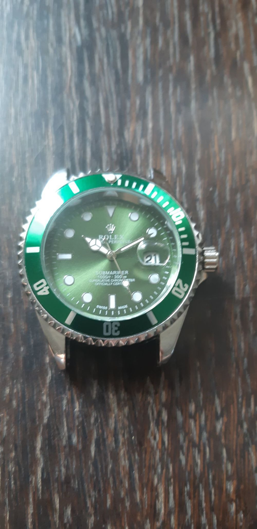 Új Rolex submariner Hulk 40mm replika .Eladó vagy csere!