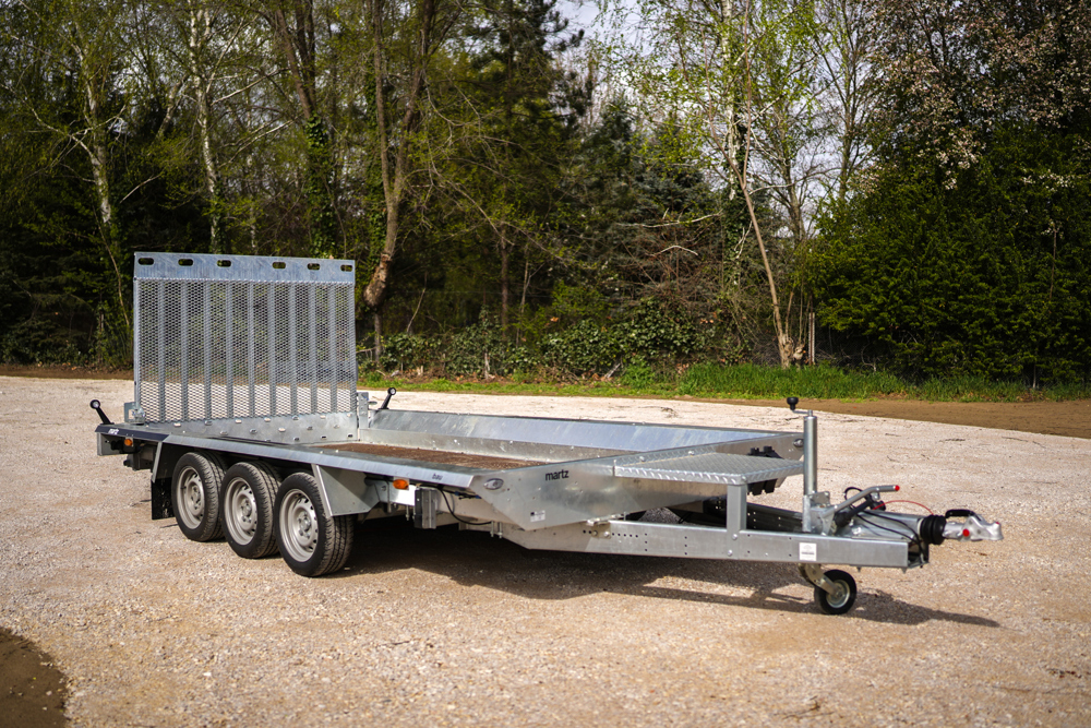 Új SEBAL - Bau 400 - 3 tengelyes (3500kg) gépszállító utánfutó 