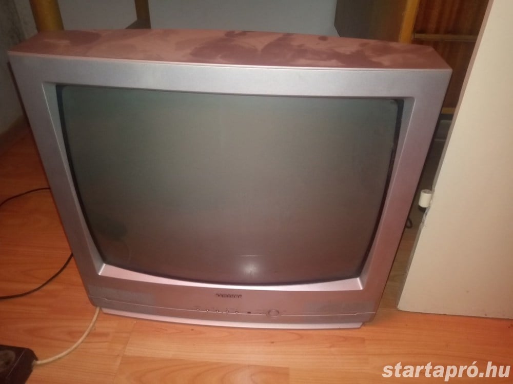 Samsung TV 55cm jól működő távirányítóval