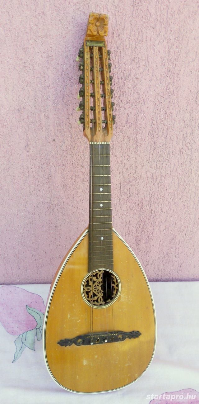 Antik Mandriola vagy Tricordia, 12 húros mandolin. Meinel & Herold 1910-1920 évek