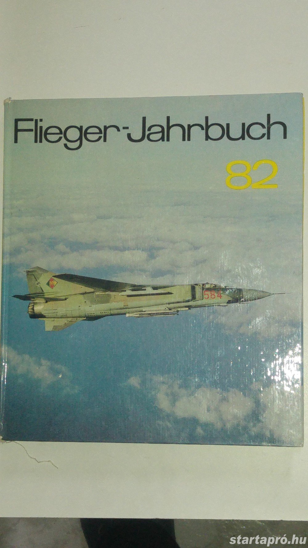 Flieger-Jahrbuch 1982