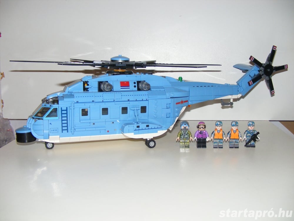 Lego SWAT Modern hadviselés Z-18 Harci csapatszállító Helikopter 910db ÚJ