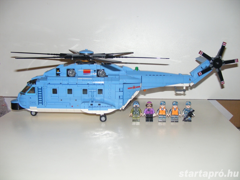 Lego SWAT Modern hadviselés Z-18 Harci csapatszállító Helikopter 910db ÚJ