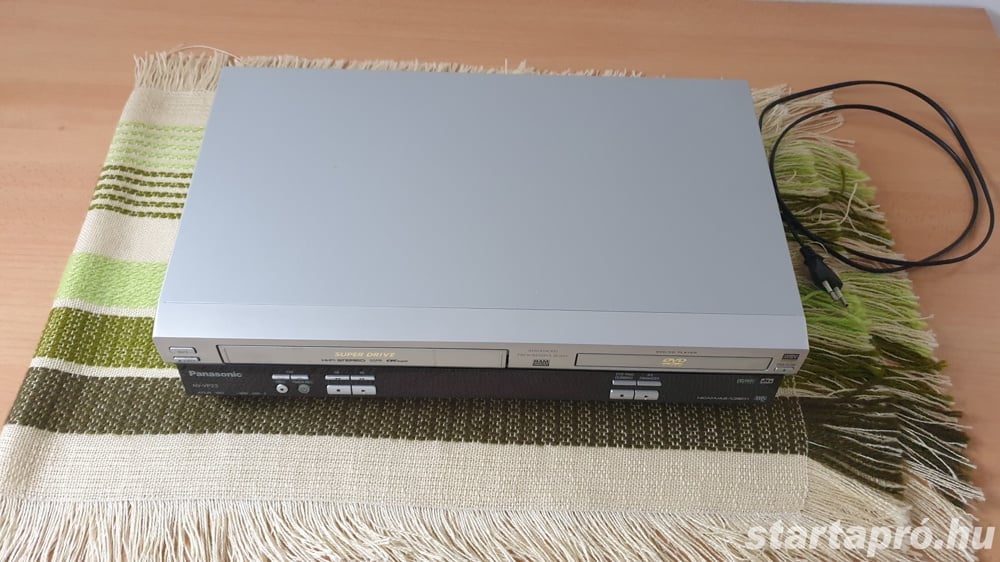 Panasonic NV-VP23 DVD - VHS combó eladó táv nélkül