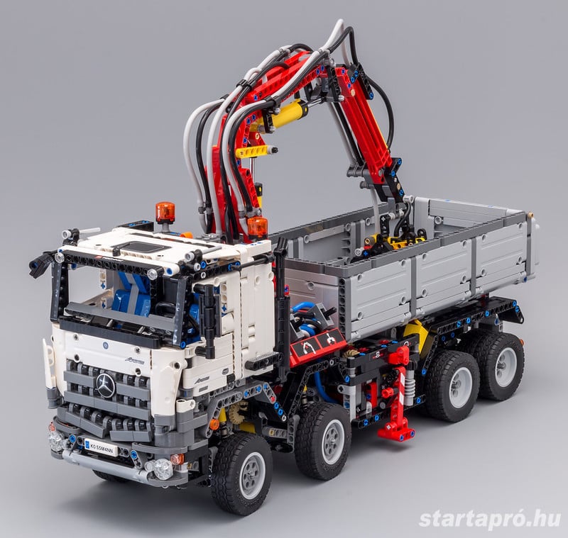 Lego komp. Technic 42043 Mercedes Arocs 2793db kamion teherautó + motor Lepin ÚJ