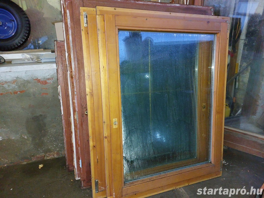 Egyben is eladó-elcserélhető 8 db fa hőszigetelt 2  réteg üveges bukó-nyiló ablak a képen látható ál