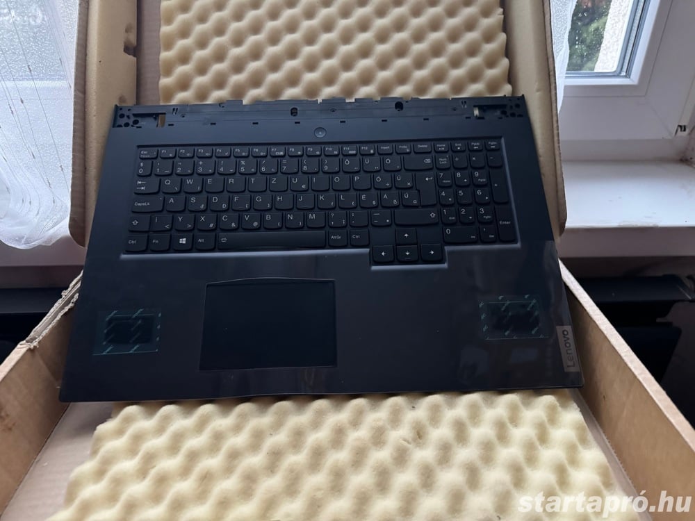 Lenovo Legion 5-17ACH6 világítós magyar billentyűzet komplett 5CB1D01922