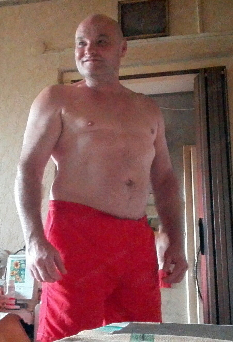 Nő szex partnert keresek!