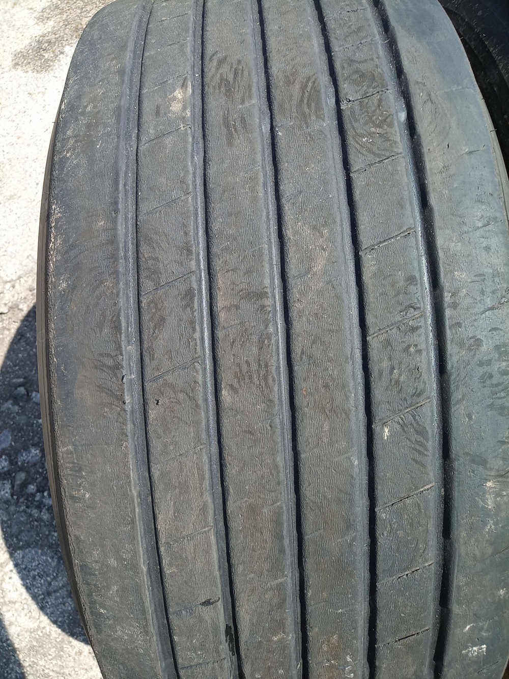 385 55R22.5 használt Dunlop teherautógumik 385 55 22.5 385 55R22.5