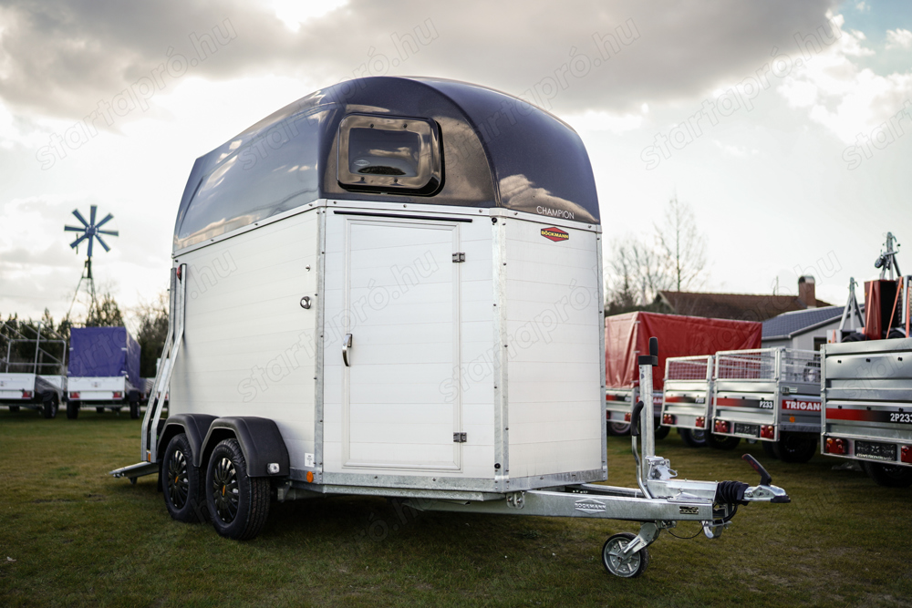 Új Böckmann Champion német lószállító utánfutó most csak bruttó 4.190.000 Ft