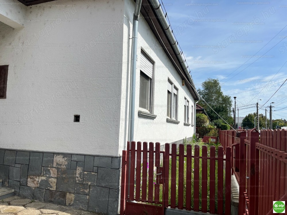 Hevesi családi ház eladó!