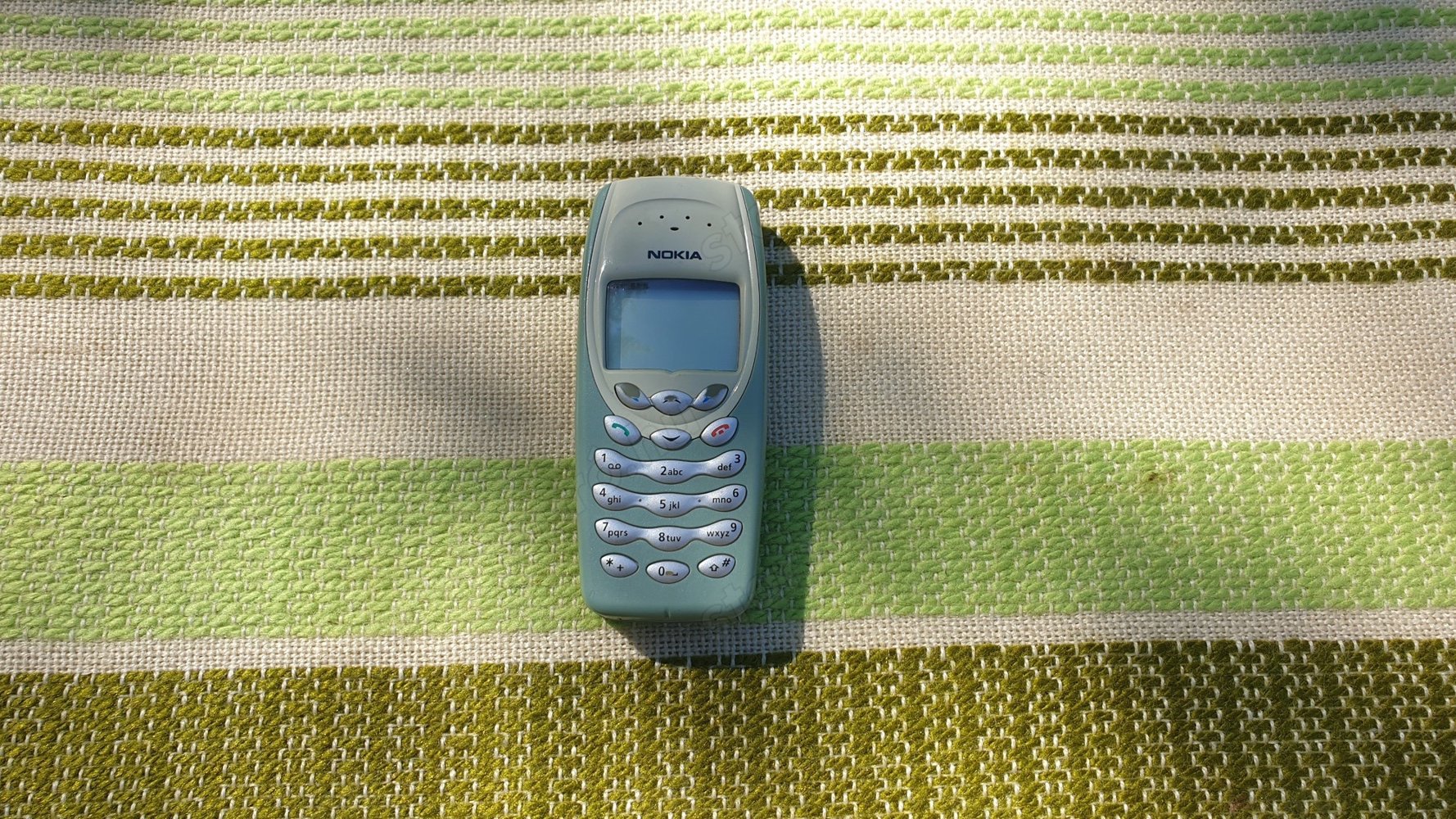 Nokia 3410 telefon eladó, hibás, alkatrésznek