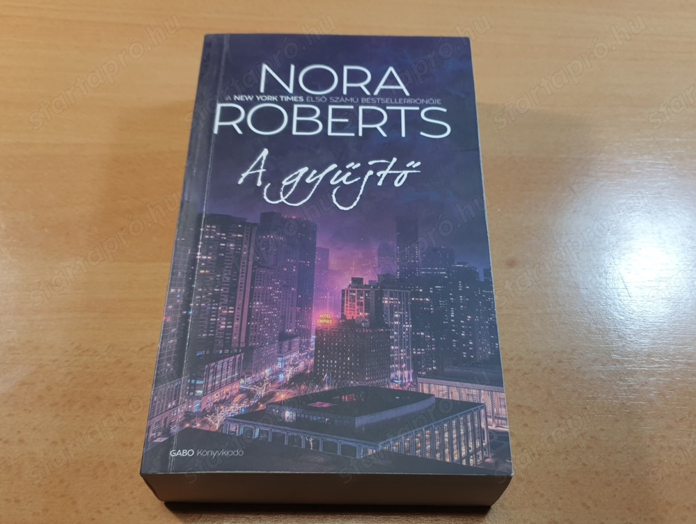 Nora Roberts - A gyűjtő c. könyv eladó