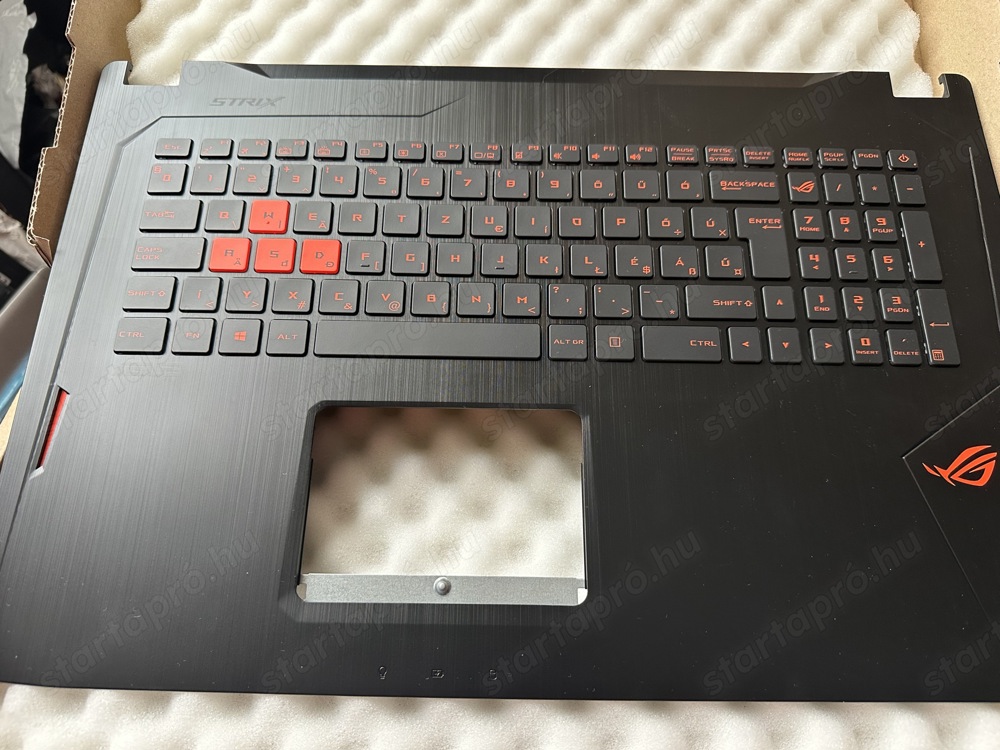 Asus Rog Strix GL702VT magyar billentyűzet GL702VT billentyűzet 90NB0CQ1-R31HU0 topcover