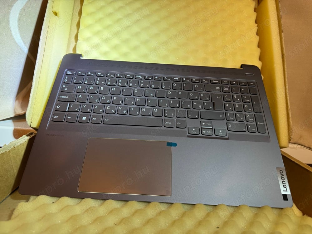 Lenovo IdeaPad 5 Pro 16IAH7 világítós magyar billentyűzet komplett 5CB1H95447