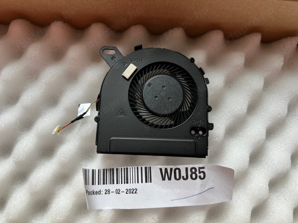 Dell Inspiron 7560 ventilátor Vostro 5468 5568 ventilátor fan W0J85 0W0J85 DC28000ICR0