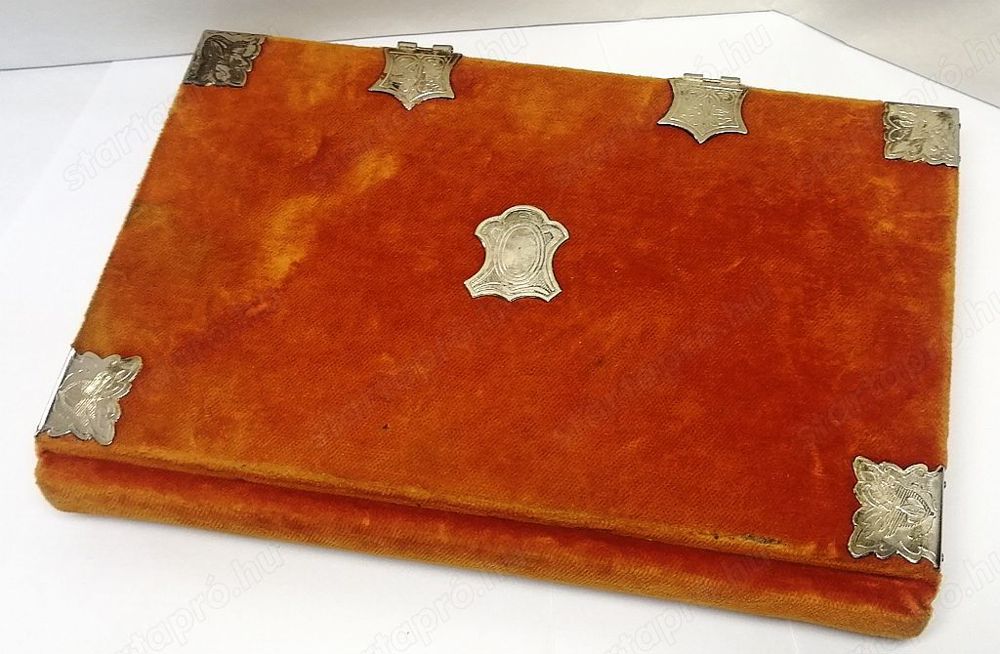 könyvritkaságok gyűjtői számára