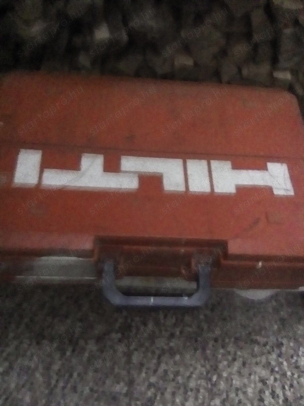 Hilti TE 74 tároló doboz.