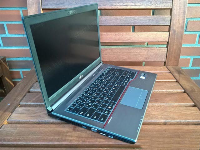 Olcsó laptop: Fujitsu LifeBook E746 - Dr-PC.hu