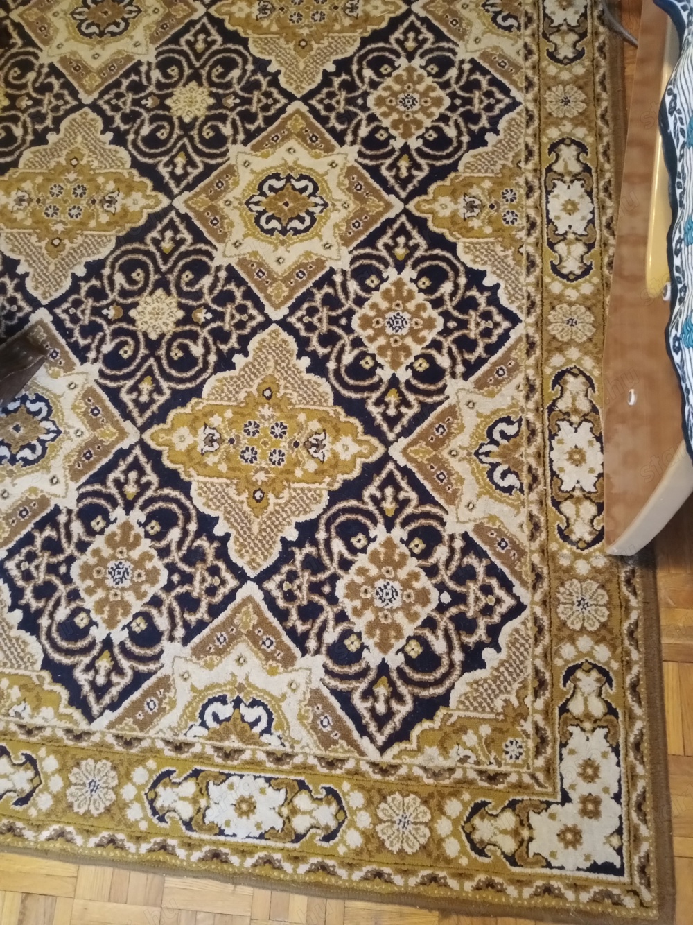 Álomszép Gépi Perzsa Szőnyeg 195X295CM eladó óbuda 90.000ft személyes átvétel óbudán posta kizárolag