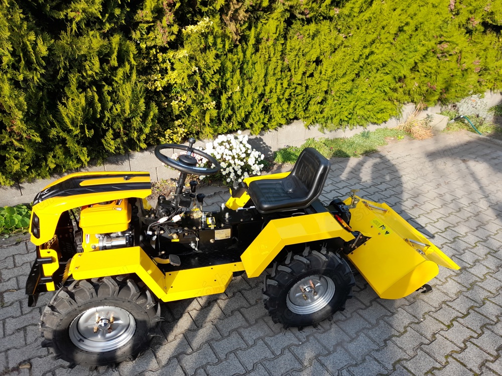 Tauros ZX 18 4x4, 18 LE-s kertészeti kistraktor talajmaróval szenzációs áron !!!