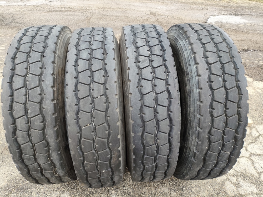 13 R22.5 használt teherautógumi 13R22,5 13 r 22.5 13 22.5