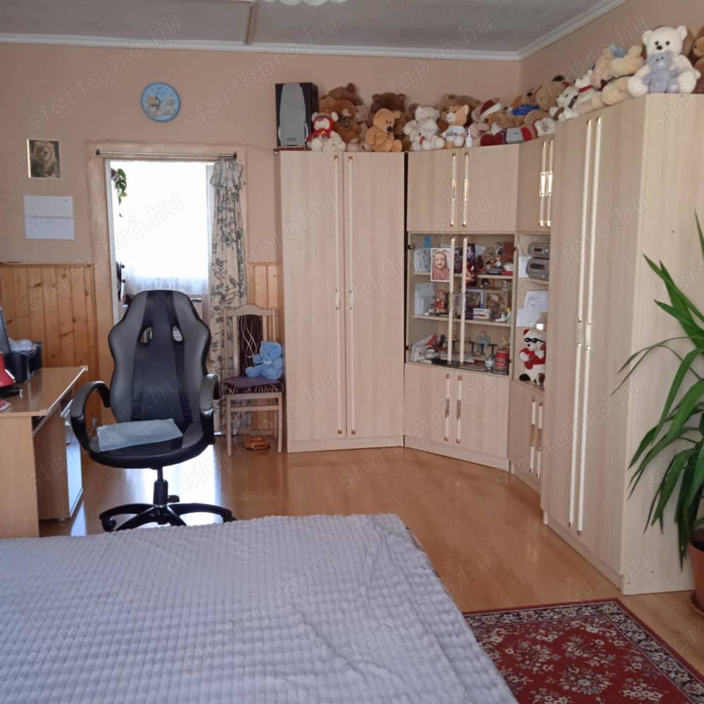 Gyöngyös szövetkezeti utcában.