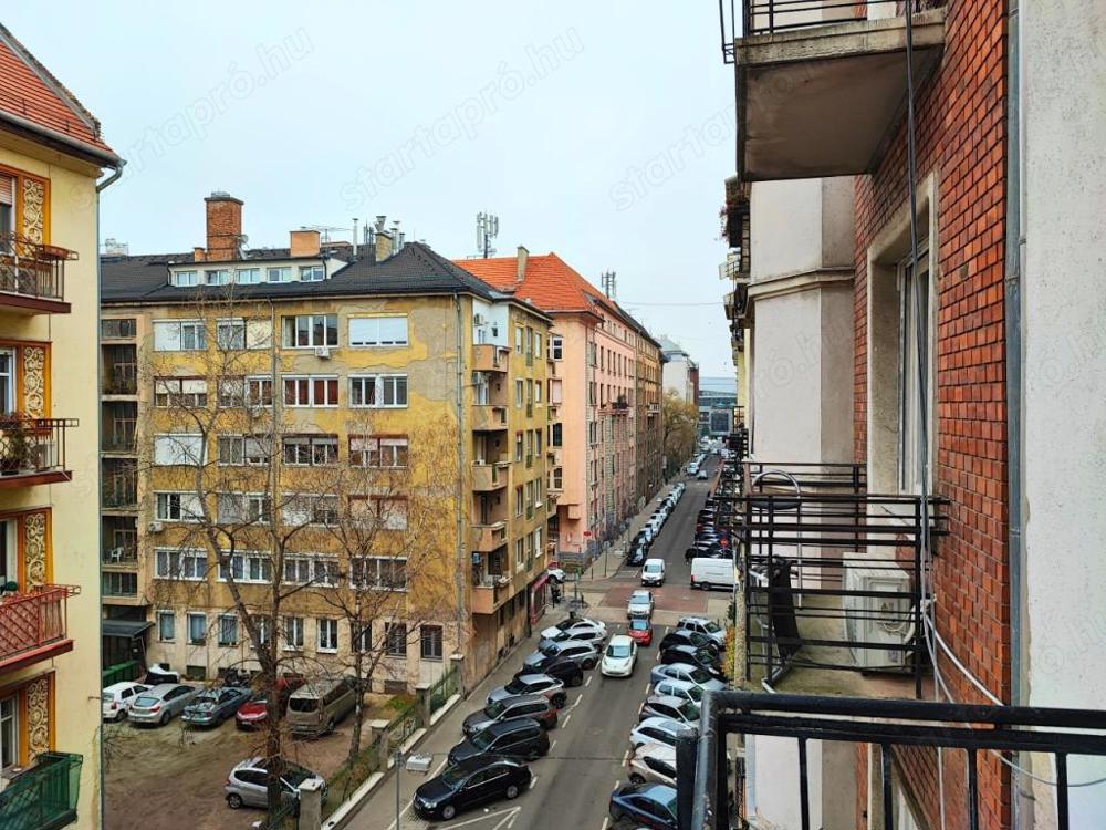 Kiadó Újlipótváros, Balzac utcában, erkélyes minigarzon.
