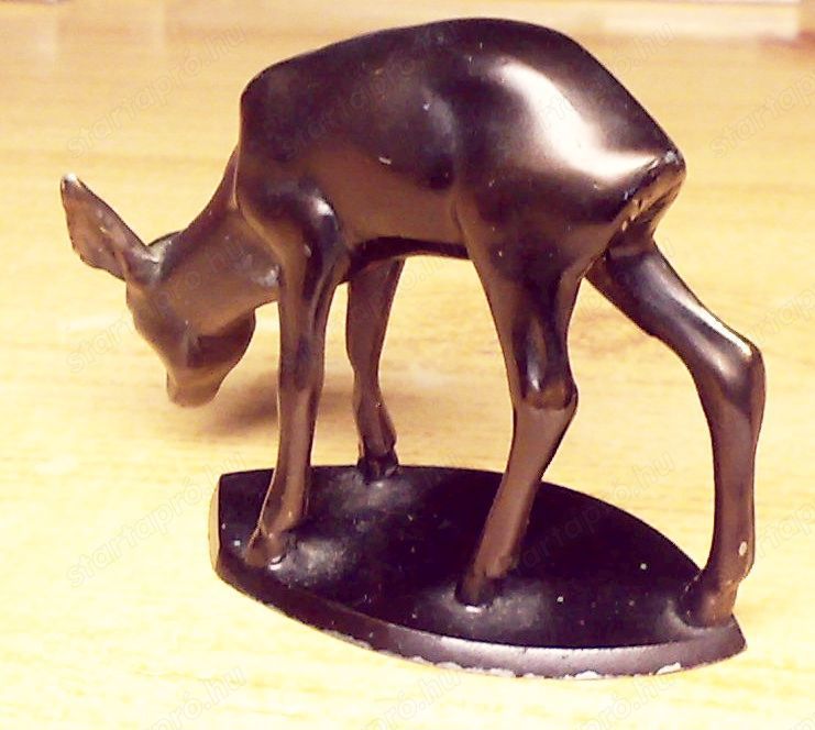 Legelésző őzike galvanizált ón plasztika