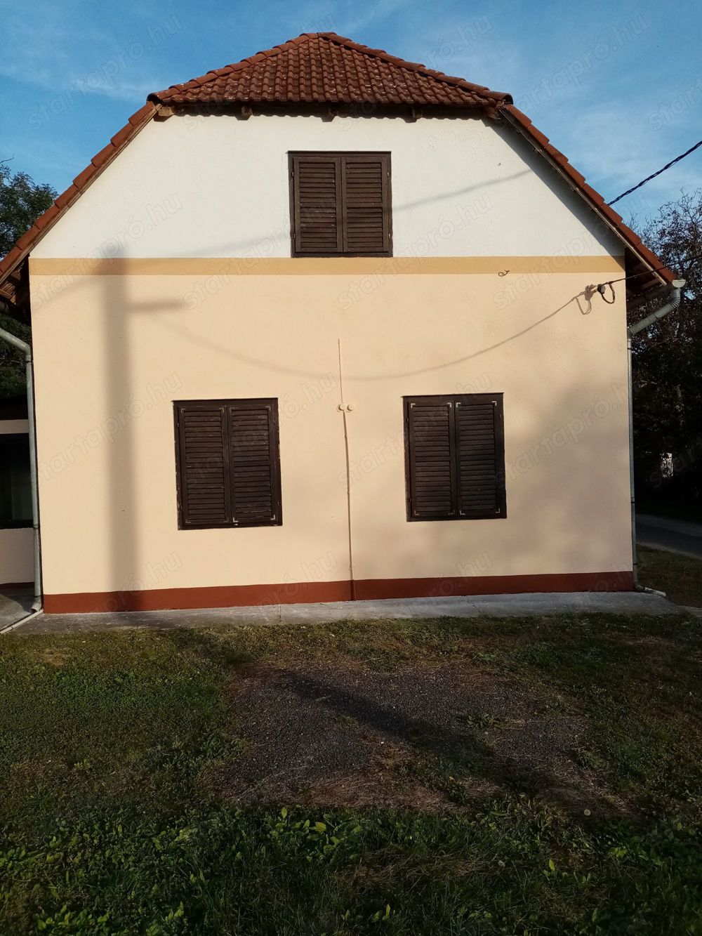 Ingatlan eladás elfogadható áron... 