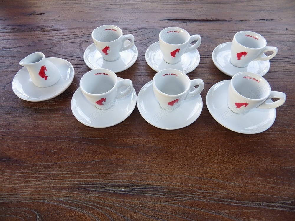 Julius Meinl fehér porcelán csésze csészealj espressohoz 6 + tejes kancsó  