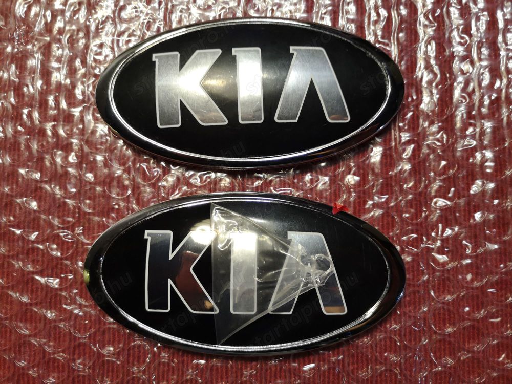 Új Kia embléma kétoldalú 3M ragasztóval 120x60mm