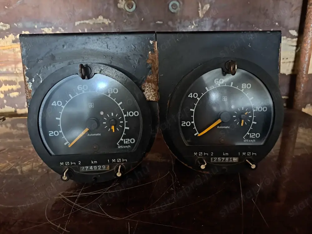 Eladó 12 volt tachográf 12 voltos korongos tachográf Eladó 12 volt tachográf 12 voltos korongos tachográf