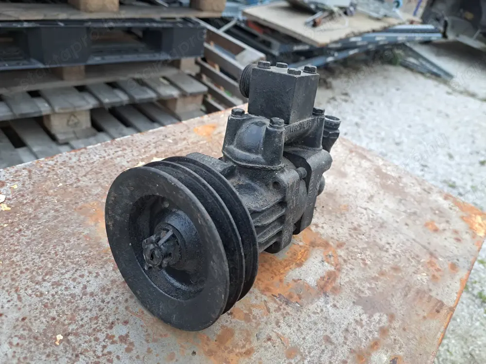 Eladó Ikarus Zil Gaz 66 Gaz66 Kraz szervó szivattyú újszerű állapotban Eladó Ikarus Zil Gaz 66 Gaz66 Kraz szervó szivattyú újszerű állapotban