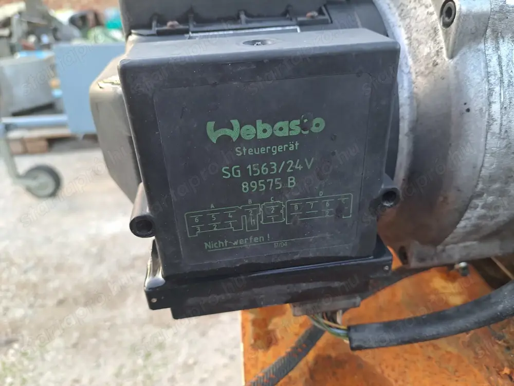 Eladó Ikarus vizeskályha Webasto állófűtés 35Kw gázolaj kályha