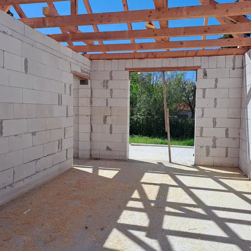 AKCIÓ!!!Monor kertvárosában 2 lakásos, 80 m2-es, 3 szoba + nappalis társasház épül AKCIÓ!!!Monor kertvárosában 2 lakásos, 80 m2-es, 3 szoba + nappalis társasház épül