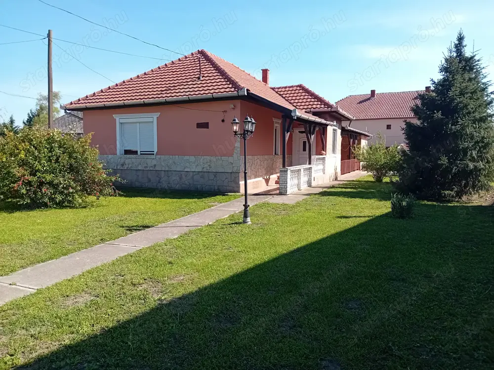 Családi ház eladó Családi ház eladó