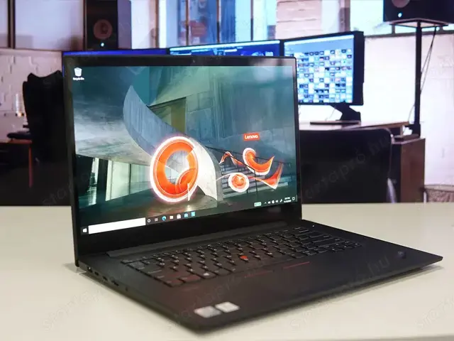 Tervezői laptop: Lenovo ThinkPad P1 G3