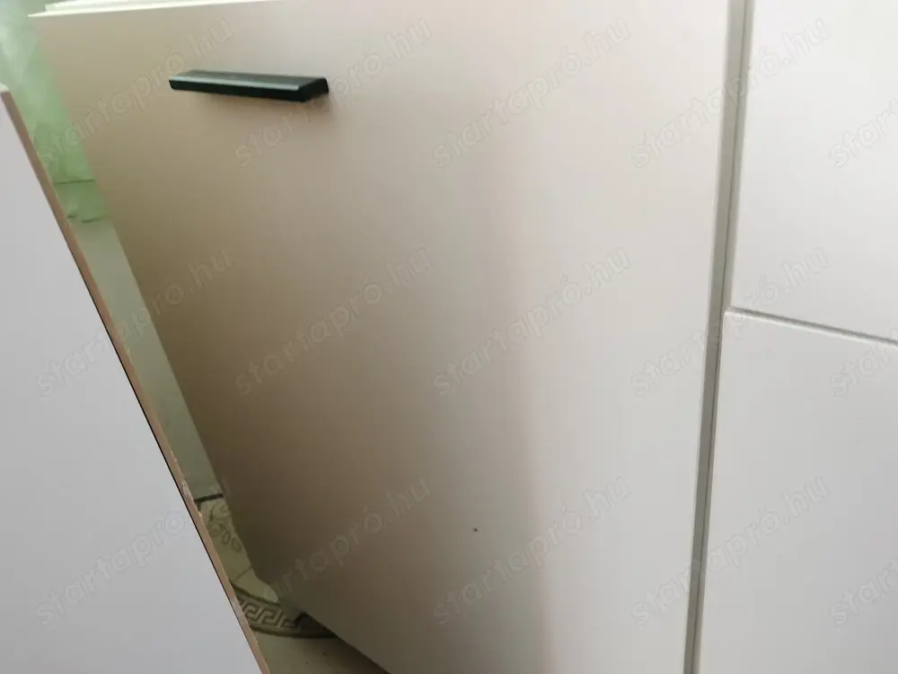 Konyhaszekr ny eladó Konyhaszekr ny eladó