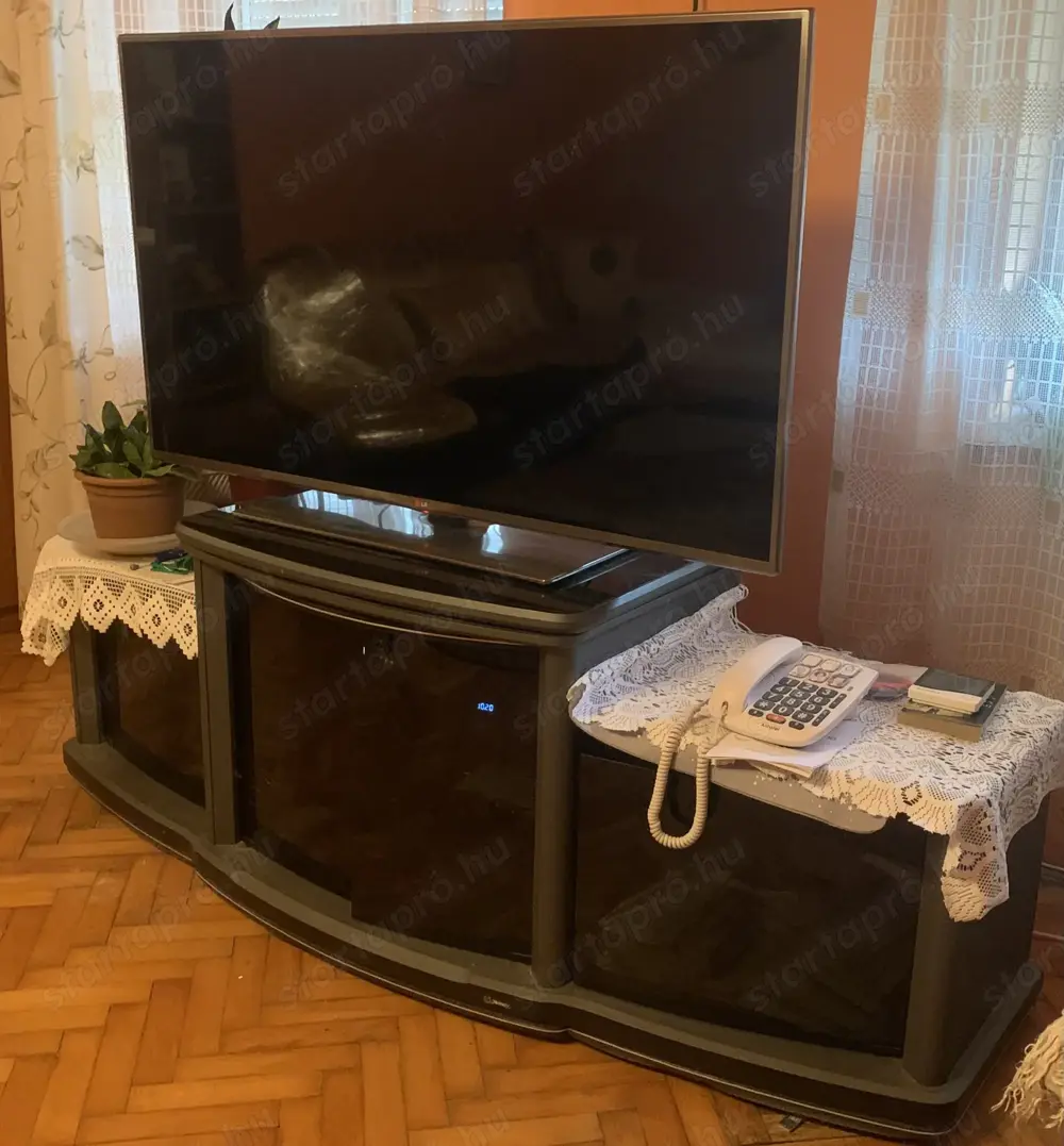 LG 55 Tv+ állvány LG 55 Tv+ állvány